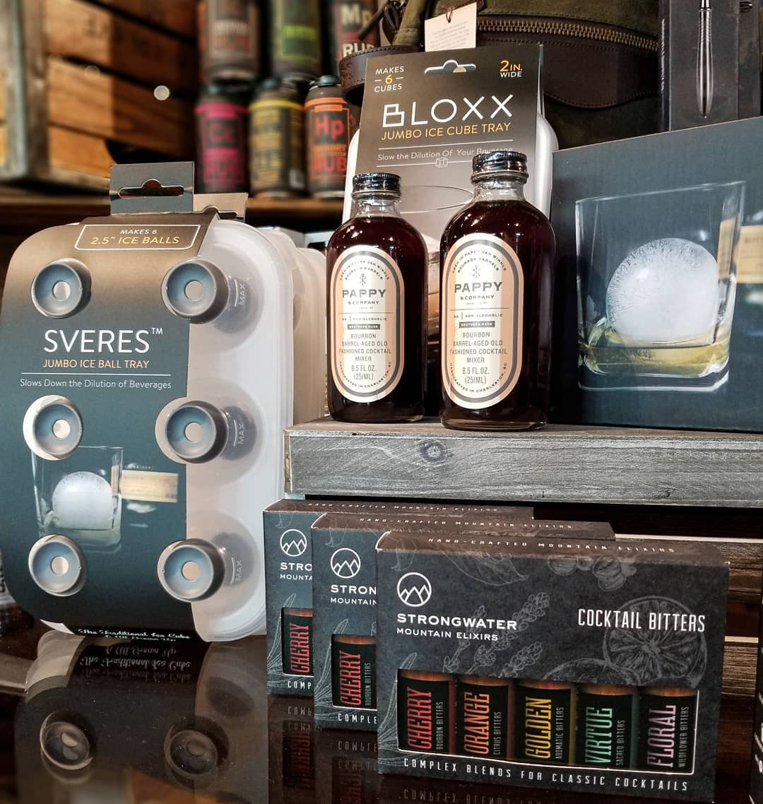 The Whiskey Ball Duo Gift Set