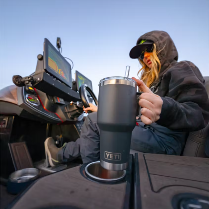 Rambler 35oz Straw Mug