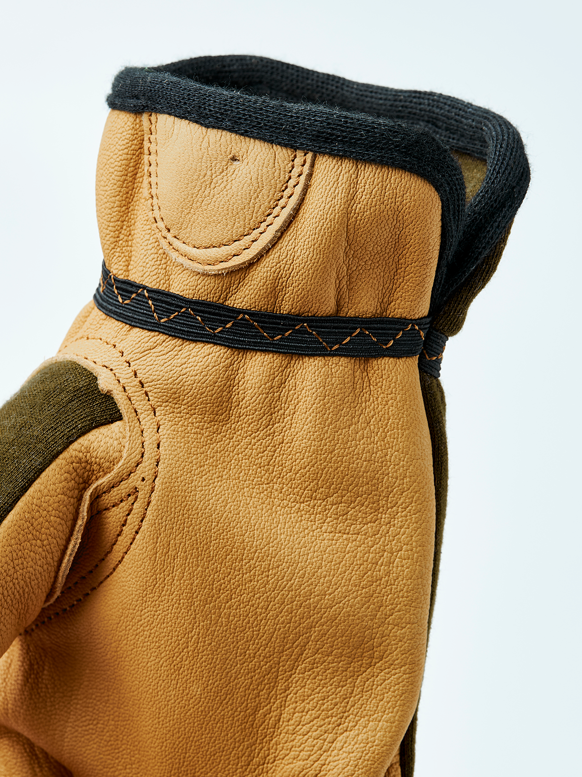 Olive Kobolt FR Glove