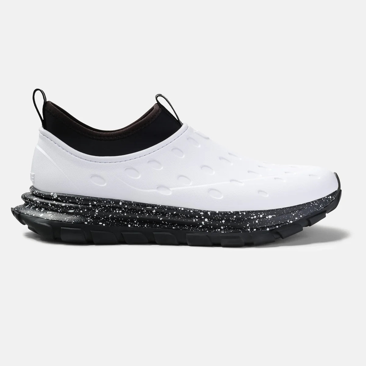 Revive AC - White / Black