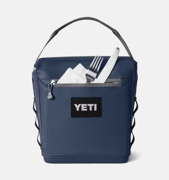 yeti bag star TTS* x Package 26oz Rambler Flip Chug Cap Black Engineered with food safe materials Daytrip 6L Lunch Bag