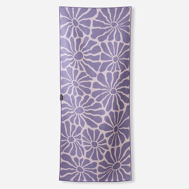 Original Towel: Lazy Daisy Dusk