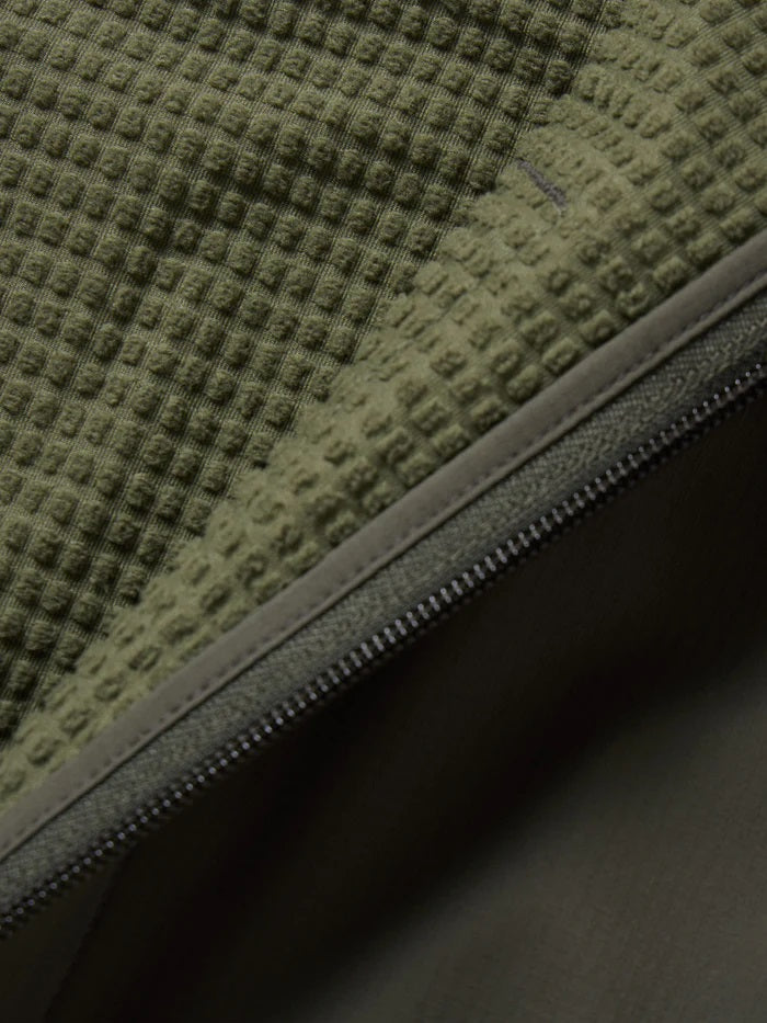 Lightweight Grid Tech Fleece- Moss/Raven