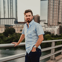 Tejas Guayabera- Benavides