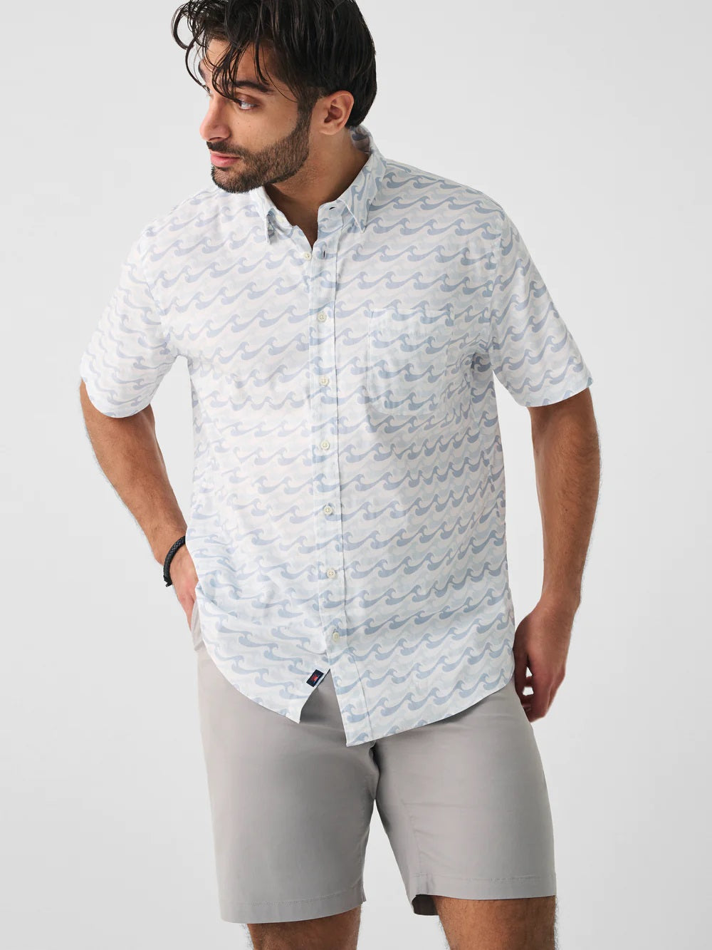 Movement Short Sleeve Shirt- Ivory Endless Peaks